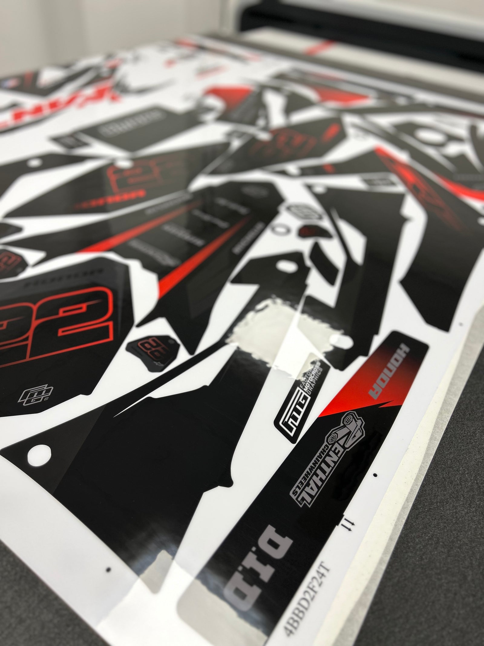 Honda CRF/CR Black Stealth Graphics Kit