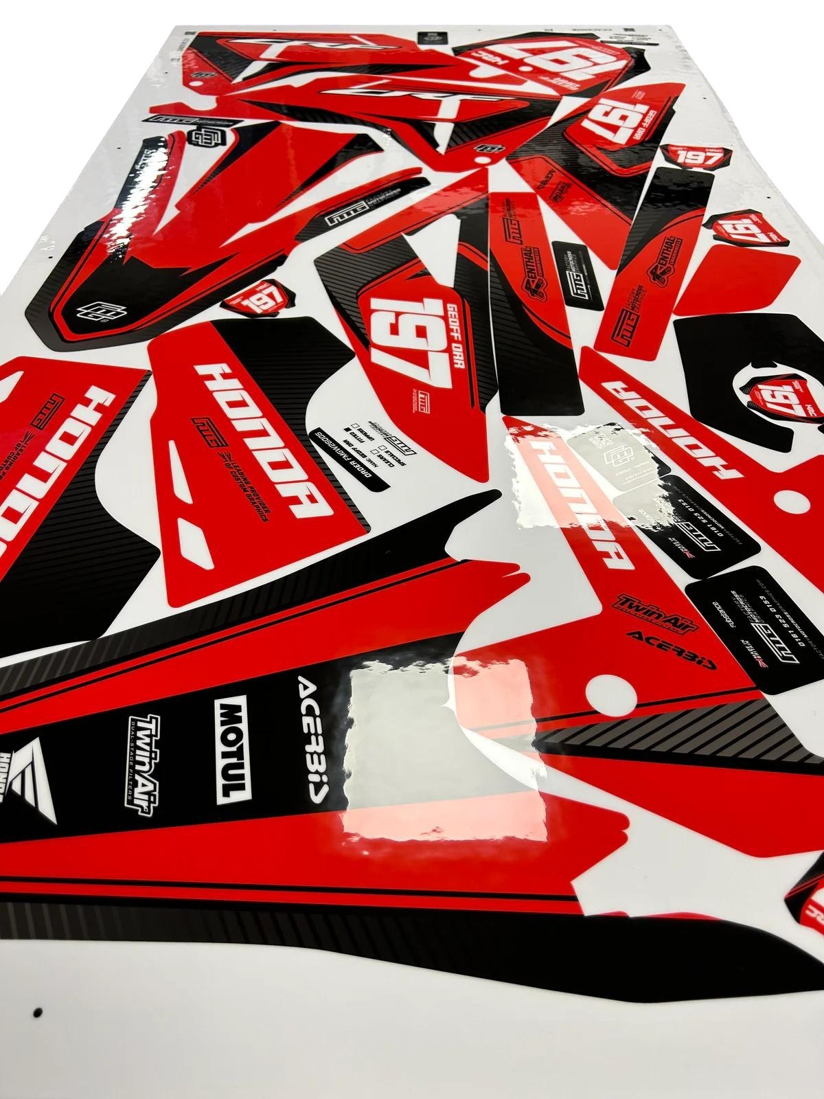 HONDA CRE/CR RED CARBON 2025 GRAFISCHE KIT.