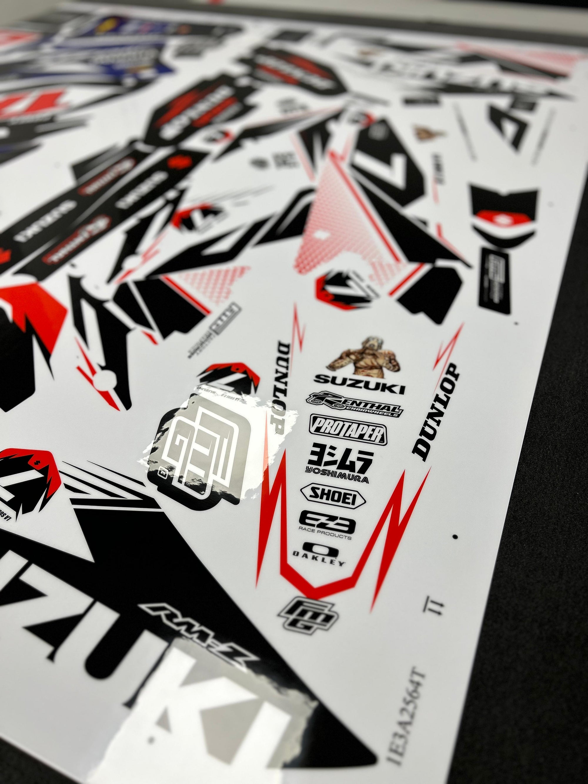 SUZUKI 2025 FMG FACTORY EDITION GRAPHICS KIT.RM RMZ RMX DRZ FACTORY MOTOCROSS GRAPHICS